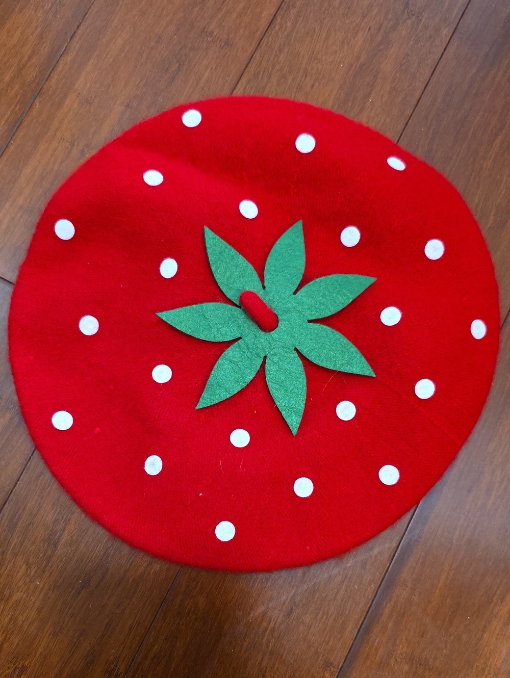 Strawberry felt Beret